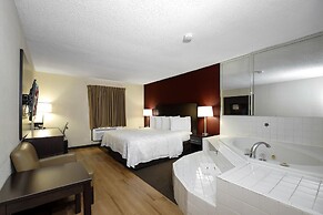 Red Roof Inn PLUS+ & Suites Opelika