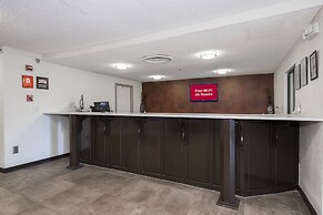 Red Roof Inn PLUS+ & Suites Opelika