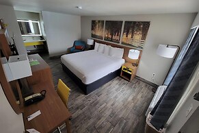 Days Inn by Wyndham Clanton AL