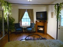 7 Gables Inn & Suites