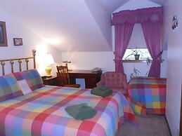 7 Gables Inn & Suites