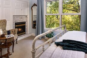 Arsenic and Old Lace B&B