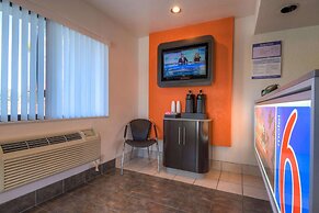 Motel 6 San Ysidro, CA - San Diego - Border