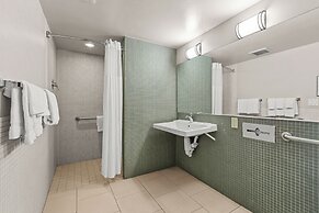 Vagabond Inn Executive Old Town