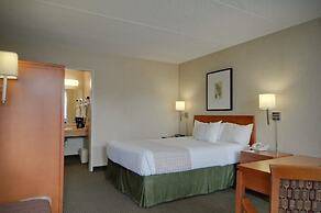 Vagabond Inn Executive Old Town