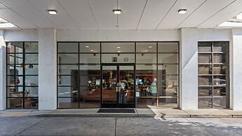 Vagabond Inn Executive Old Town