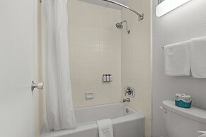 Vagabond Inn Executive Old Town