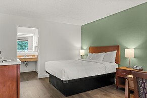 Vagabond Inn Executive Old Town