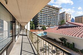 Vagabond Inn Executive Old Town