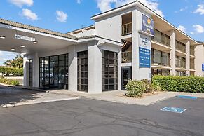 Vagabond Inn Executive Old Town