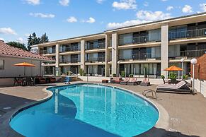 Vagabond Inn Executive Old Town