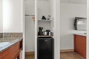 Vagabond Inn Executive Old Town