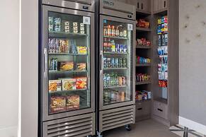 Ramada by Wyndham Modesto Yosemite Area