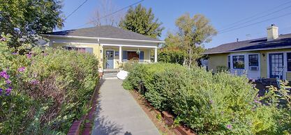 Secret Garden Inn and Cottages