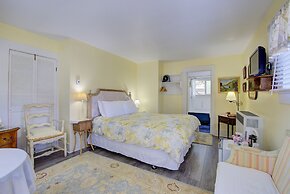 Secret Garden Inn and Cottages