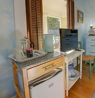 Secret Garden Inn and Cottages