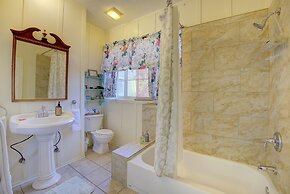 Secret Garden Inn and Cottages