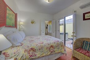 Secret Garden Inn and Cottages