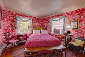 Secret Garden Inn and Cottages