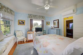 Secret Garden Inn and Cottages