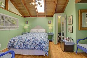 Secret Garden Inn and Cottages