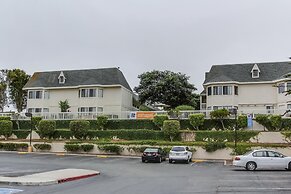 Motel 6 Marina, CA - Monterey