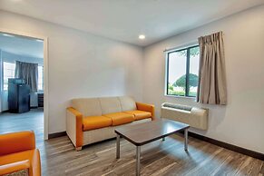 Motel 6 Marina, CA - Monterey