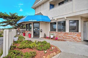 Motel 6 Marina, CA - Monterey