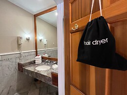 Heron House - Adult Only