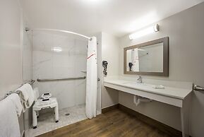 Red Roof Inn & Suites Thomasville