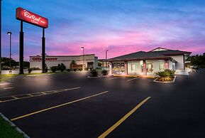 Red Roof Inn & Suites Thomasville