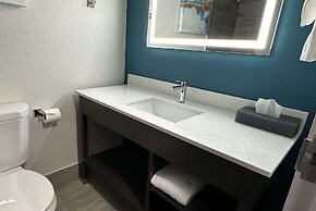 La Quinta Inn & Suites by Wyndham South Holland