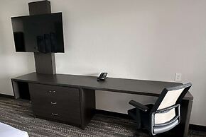 La Quinta Inn & Suites by Wyndham South Holland