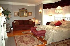 Oliver Inn Bed and Breakfast