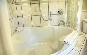 Oliver Inn Bed and Breakfast