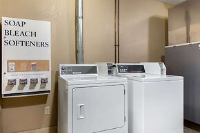 Quality Inn & Suites Lebanon I-65