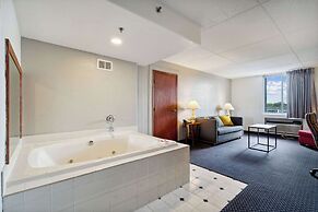 Econo Lodge Inn & Suites