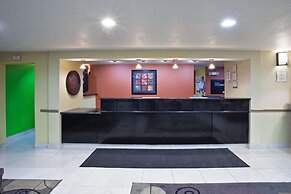 La Quinta Inn & Suites by Wyndham Salina