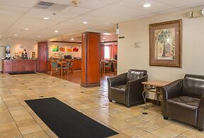 Quality Inn & Suites Detroit Metro Airport