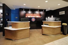 Courtyard by Marriott Grand Rapids Airport