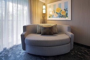 Courtyard by Marriott Grand Rapids Airport