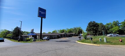 Rodeway Inn Auburn Hills - Detroit