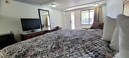 Rodeway Inn Auburn Hills - Detroit