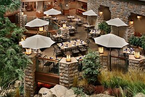 Chateau On The Lake Resort Spa and Convention Center