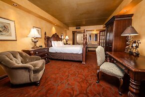 Chateau On The Lake Resort Spa and Convention Center
