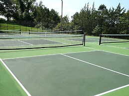 Chateau On The Lake Resort Spa and Convention Center