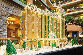 Chateau On The Lake Resort Spa and Convention Center