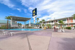 Studio 6 Suites Las Vegas, NV – Tropicana