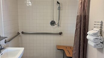 Studio 6 Suites Las Vegas, NV – Tropicana