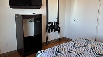 Studio 6 Suites Las Vegas, NV – Tropicana